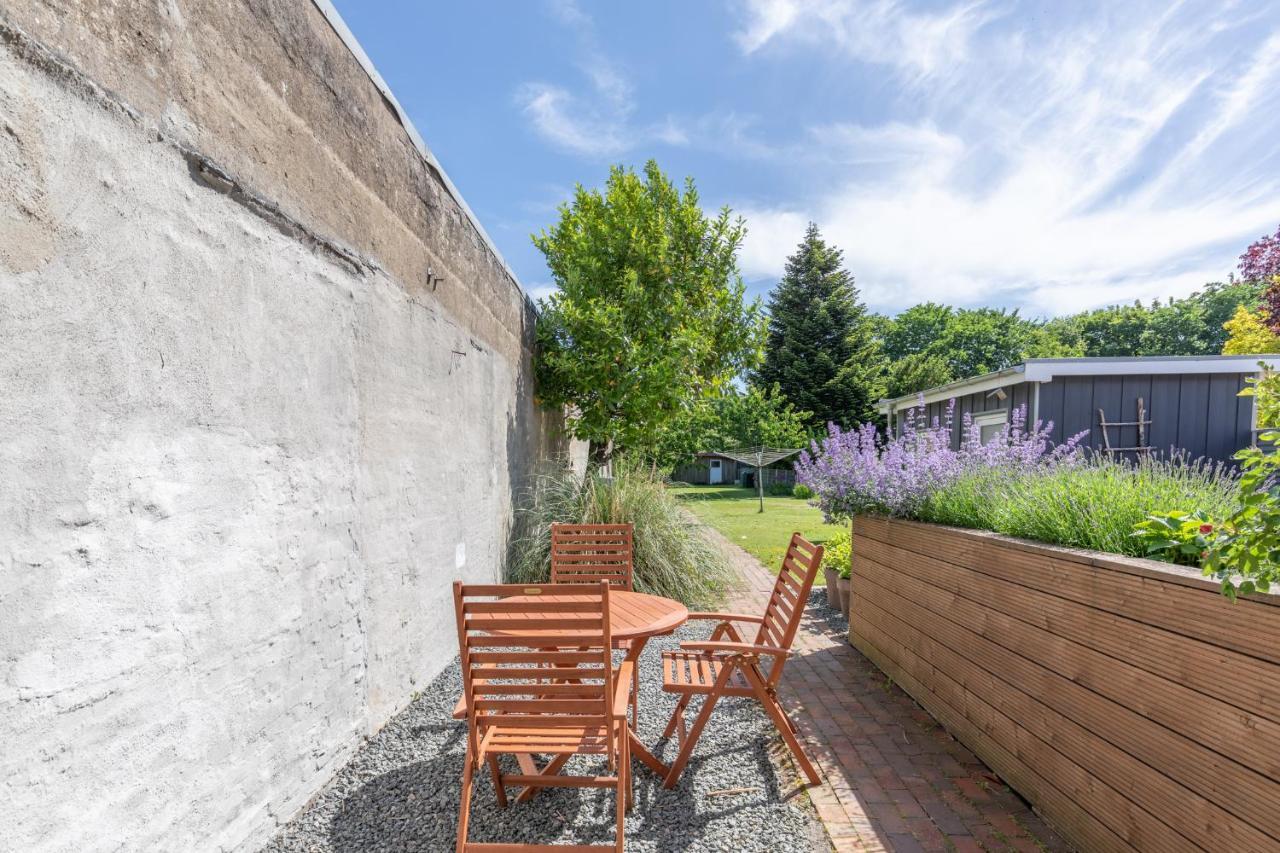 Bootshaus Vila Husum  Exterior foto